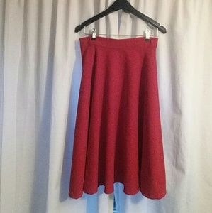 Flirty red skirt